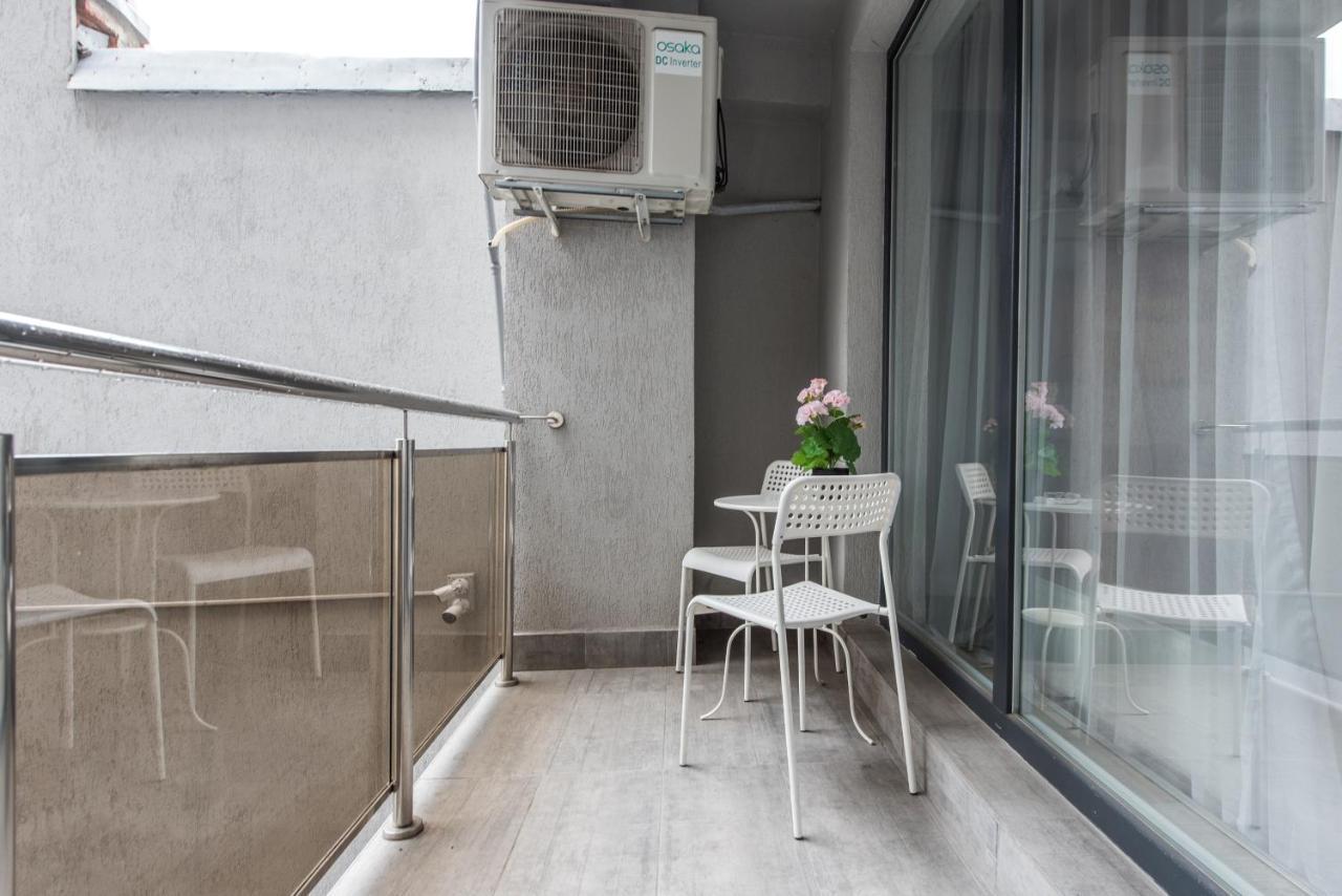 Ben Yehuda - Shabbat Friendly Apartments Bukarest Exterior foto
