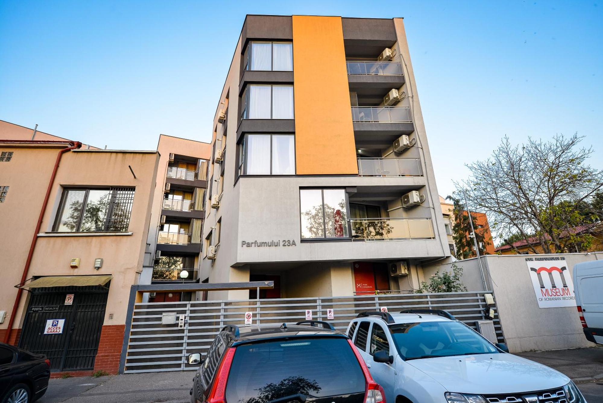 Ben Yehuda - Shabbat Friendly Apartments Bukarest Exterior foto